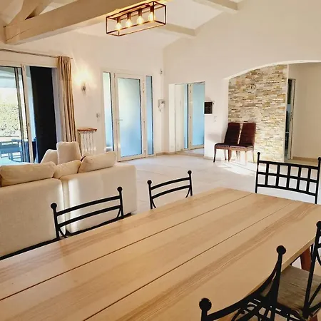 Nest With Private Pool